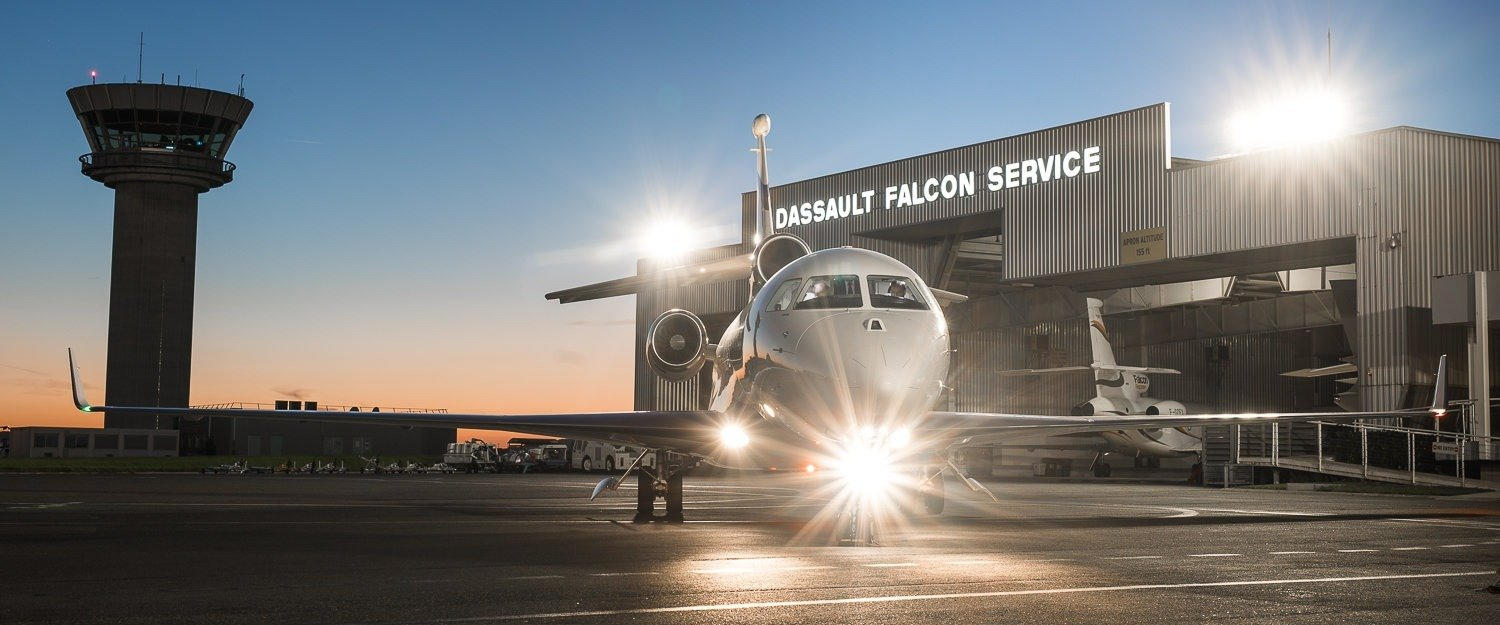 Dassault Falcon Service Goes Digital with TrustFlight Electronic Logbook